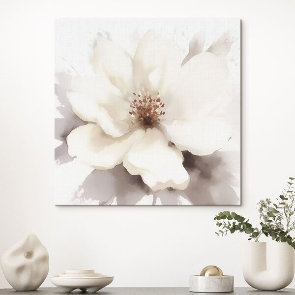 Fleur blanche avec centre brun Fleur blanche avec centre brun