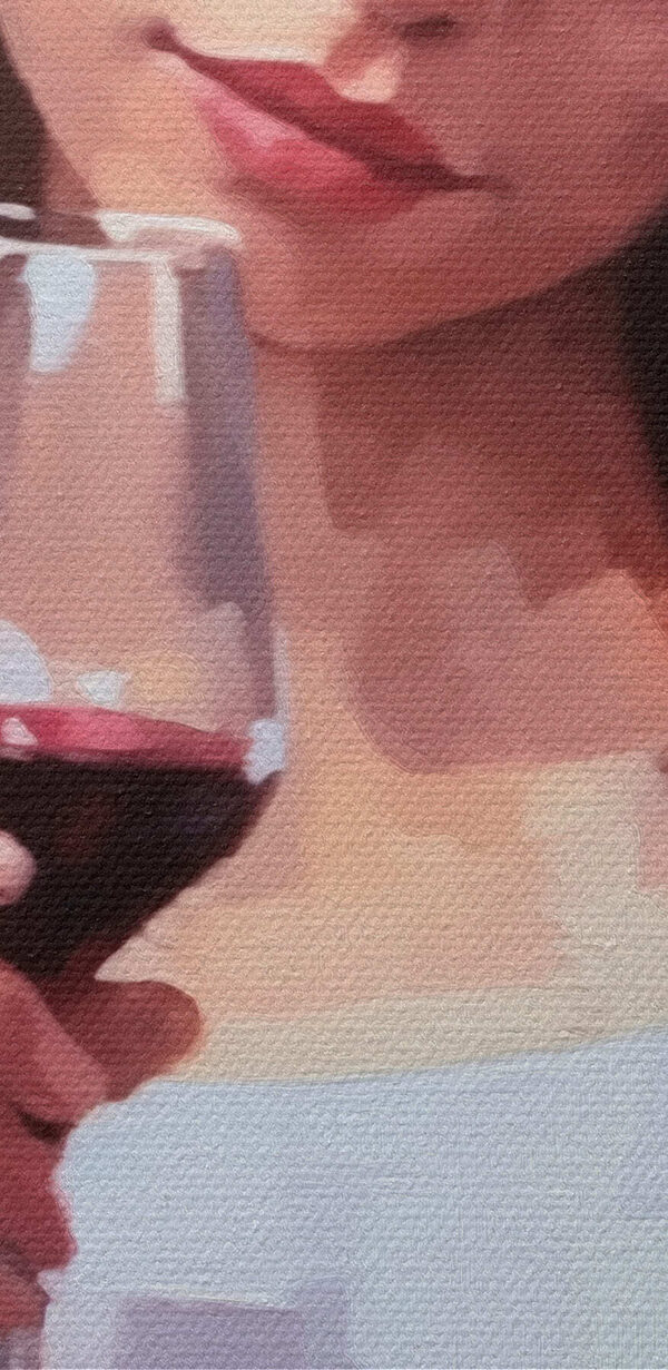 Femme tenant un verre de vin Femme tenant un verre de vin