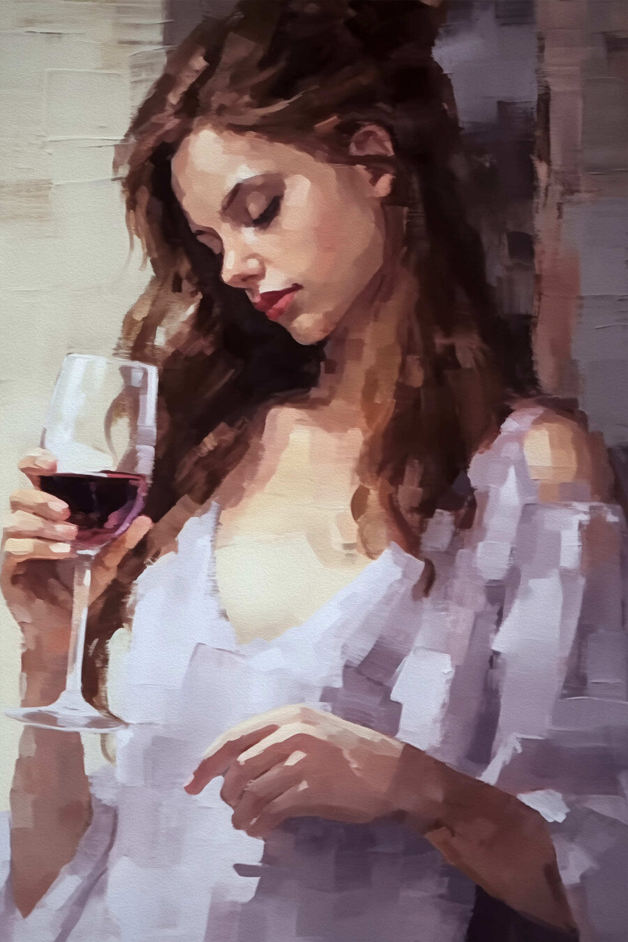 Femme tenant un verre de vin
