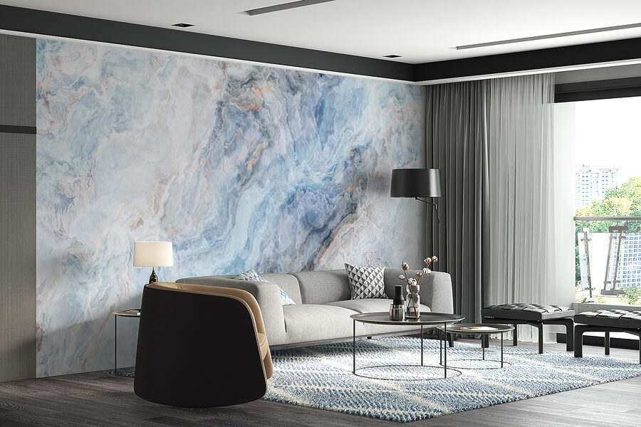 Des bleus fluides et des textures douces et tourbillonnantes.