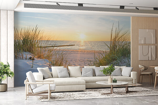 Plage avec de l'herbe et un plan d'eau Plage avec de l'herbe et un plan d'eau