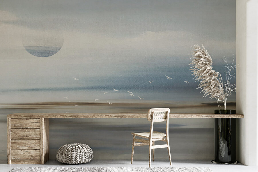 Paysage avec des oiseaux volant à l'horizon