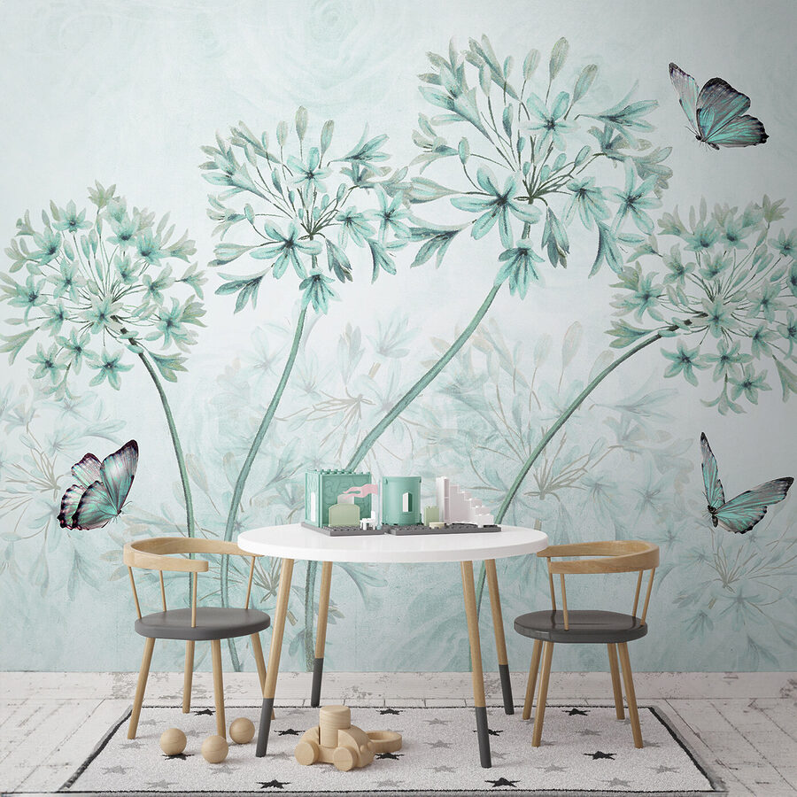 Une peinture de fleurs et de papillons