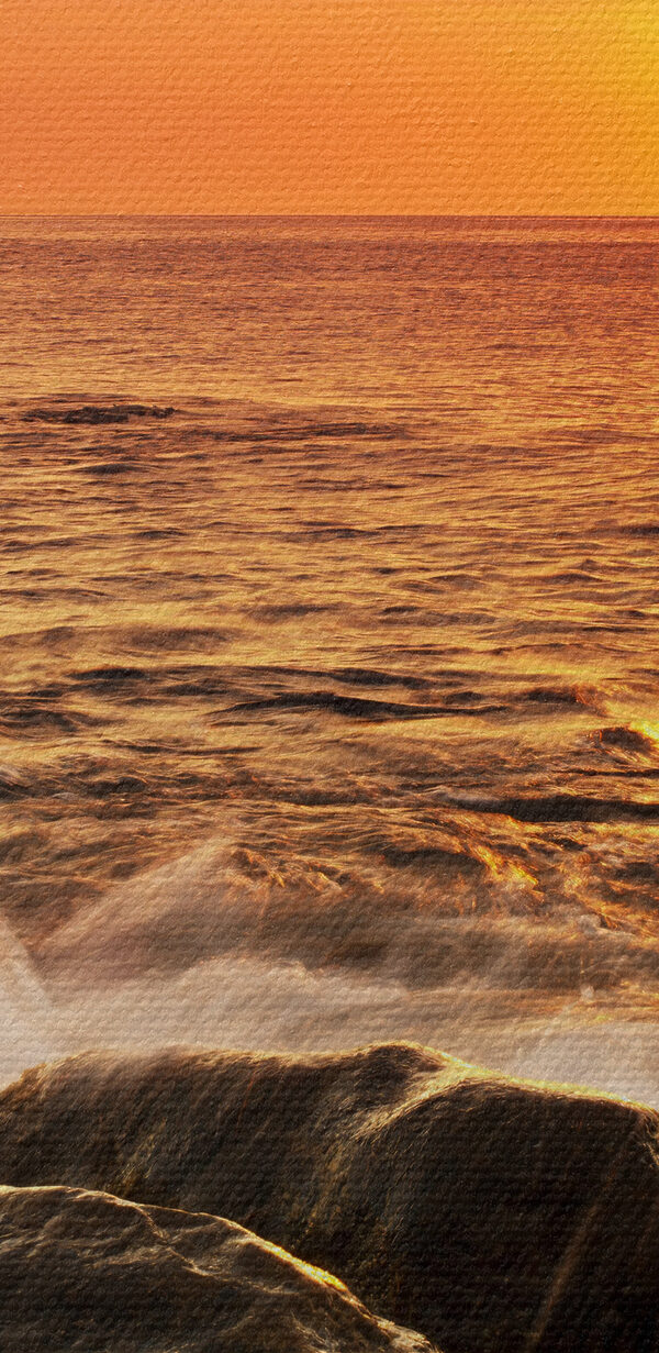 Coucher de soleil sur une plage rocheuse Coucher de soleil sur une plage rocheuse
