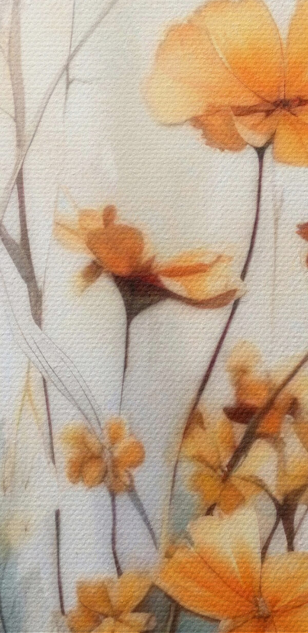 Une peinture de fleurs et de feuilles Une peinture de fleurs et de feuilles