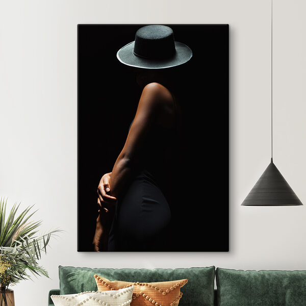 Une femme avec un chapeau Une femme avec un chapeau