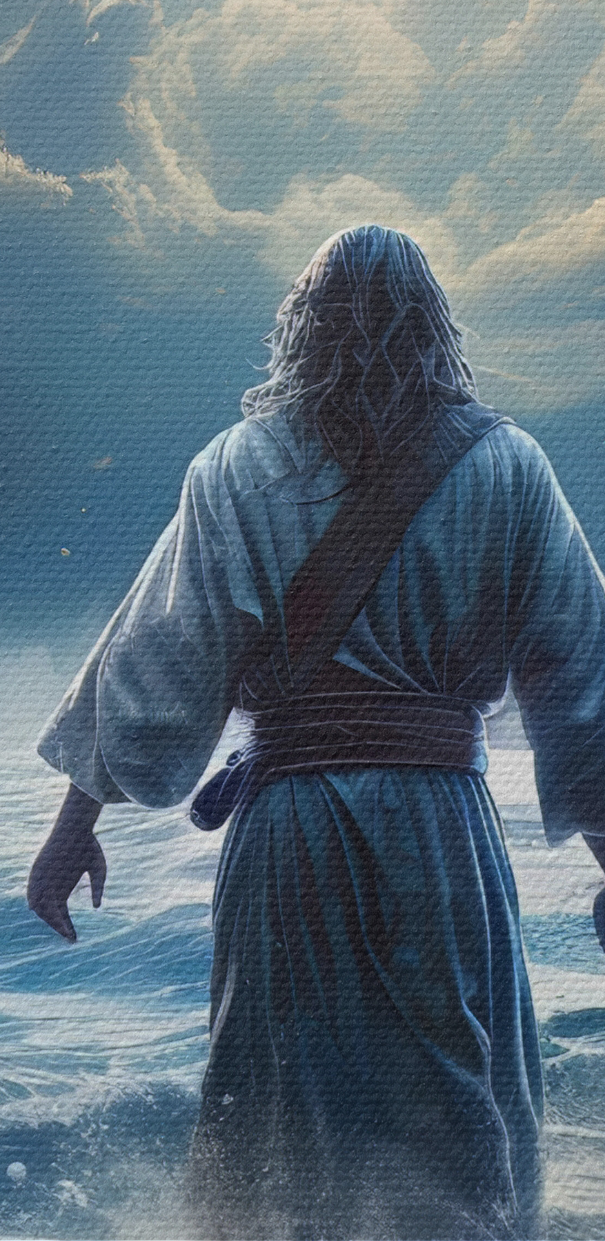 Un homme en robe de chambre debout dans l'eau Un homme en robe de chambre debout dans l'eau