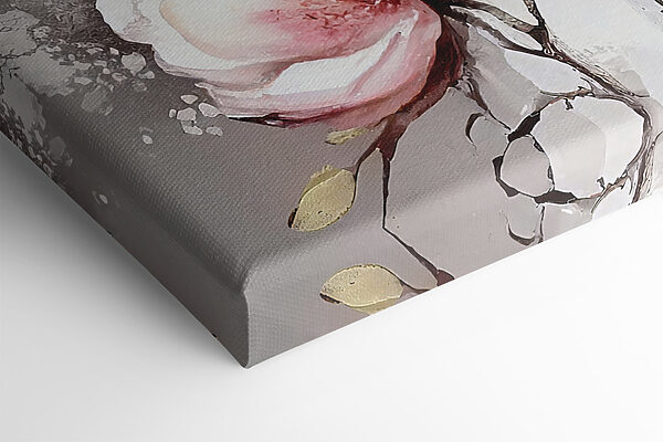 Une peinture de fleurs sur une surface blanche Une peinture de fleurs sur une surface blanche