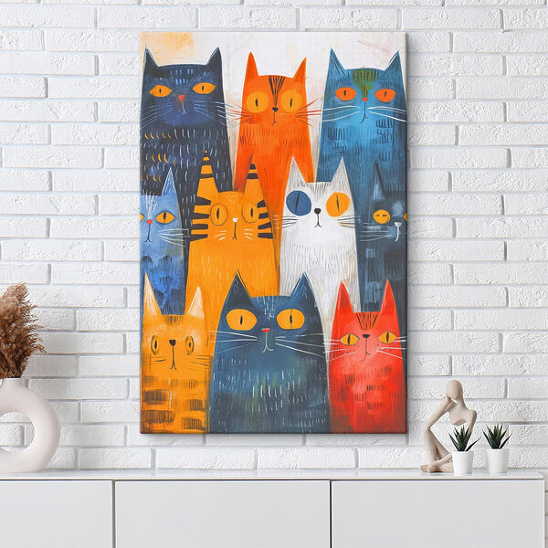 Un groupe de chats de couleurs différentes Un groupe de chats de couleurs différentes