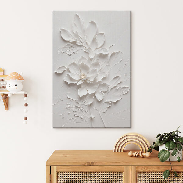 Une fleur blanche avec des feuilles Une fleur blanche avec des feuilles