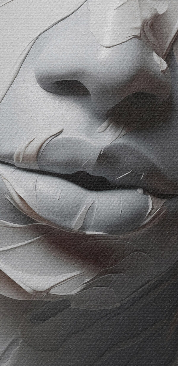 Le visage d'une femme recouvert de peinture blanche Le visage d'une femme recouvert de peinture blanche