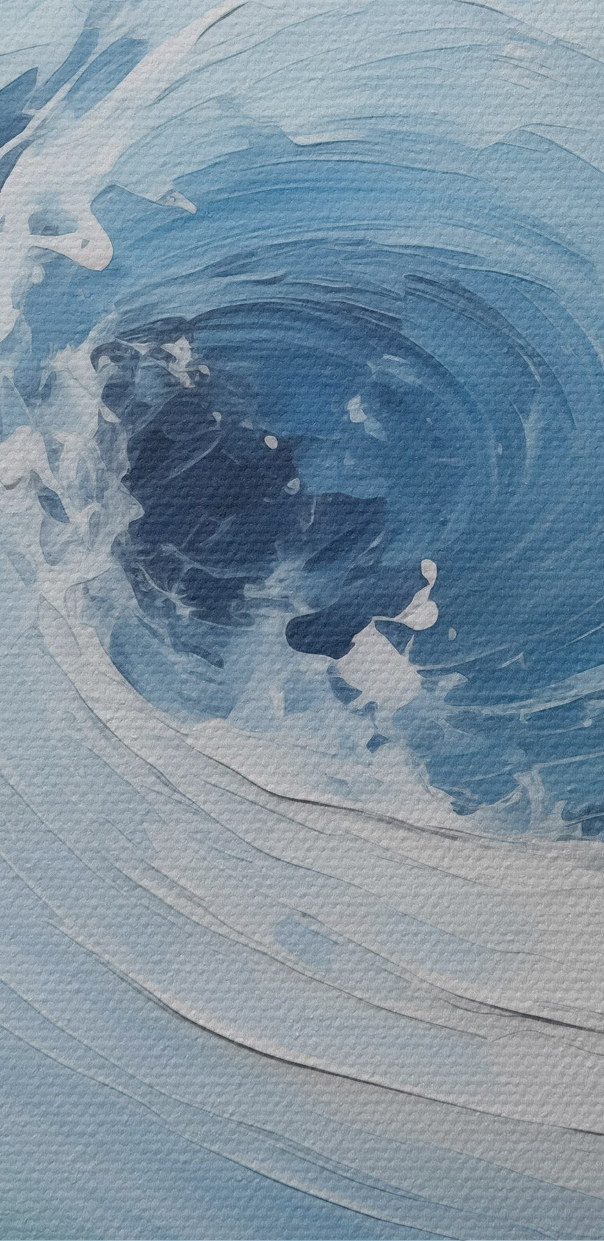 Vagues blanches et bleues tourbillonnantes
