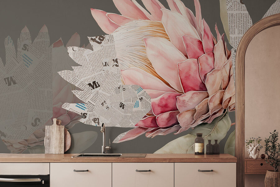 Fleur avec des feuilles et un journal