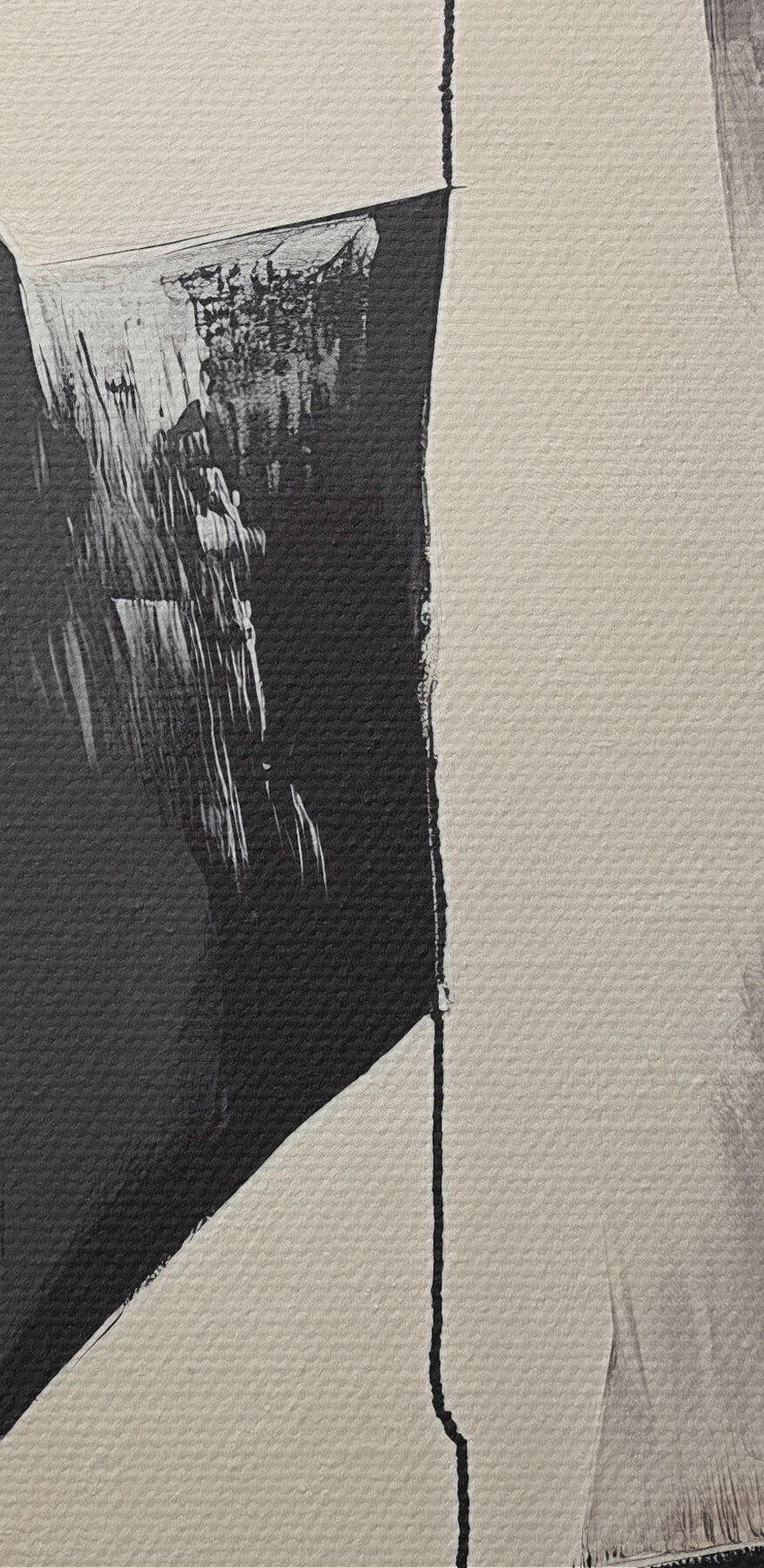 Visage de femme dans une robe blanche