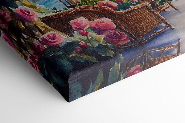 Peinture à l'aquarelle d'une terrasse avec des chaises, des fleurs et des lumières au bout d'une ficelle Peinture à l'aquarelle d'une terrasse avec des chaises, des fleurs et des lumières au bout d'une ficelle
