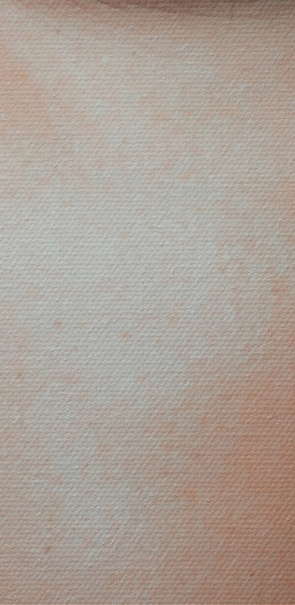 Visage de femme avec un papier déchiré Visage de femme avec un papier déchiré