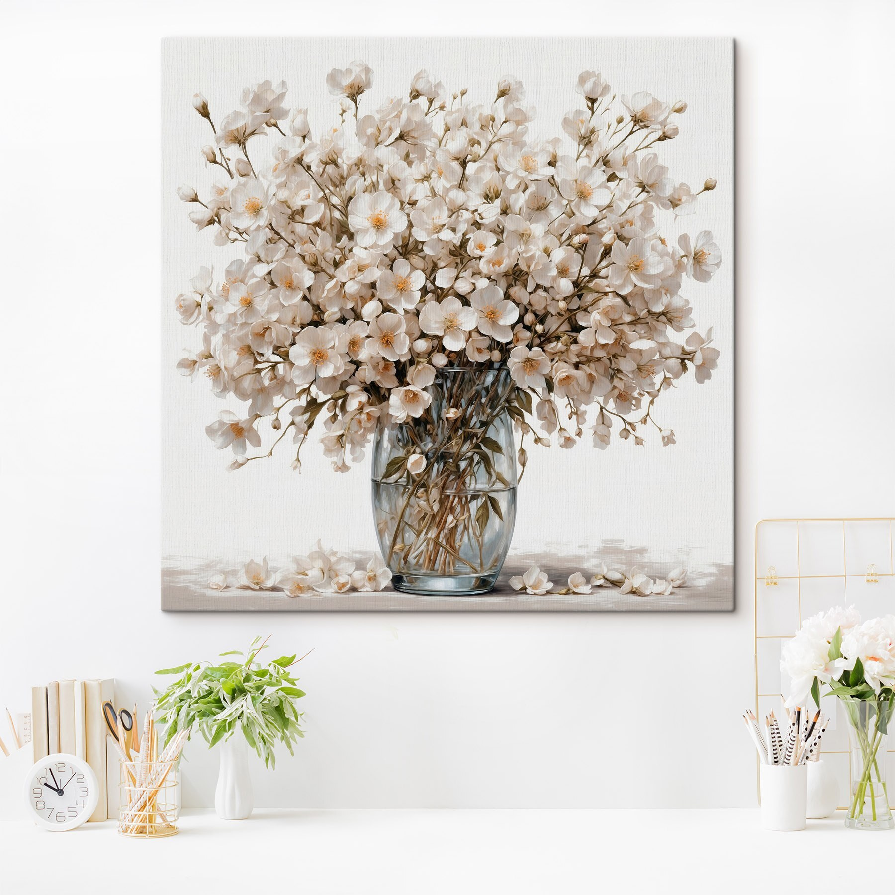 Vase of white flowers Vase of white flowers