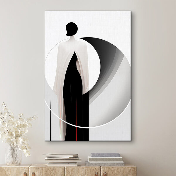 Femme portant une robe noire et blanche Femme portant une robe noire et blanche