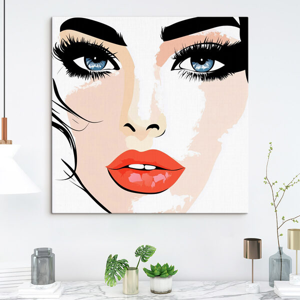 Visage de femme maquillé et lèvres rouges Visage de femme maquillé et lèvres rouges