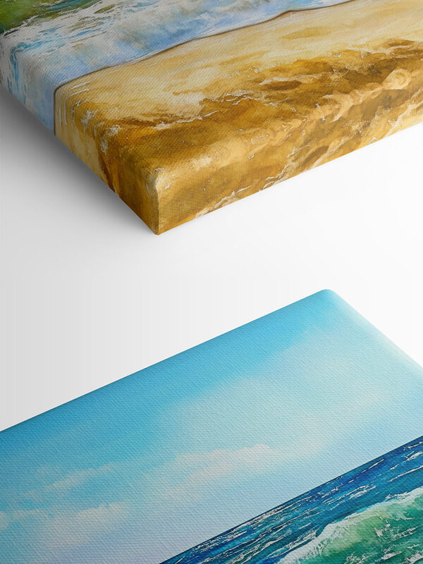 Aquarelle de vagues s'écrasant sur une plage Aquarelle de vagues s'écrasant sur une plage