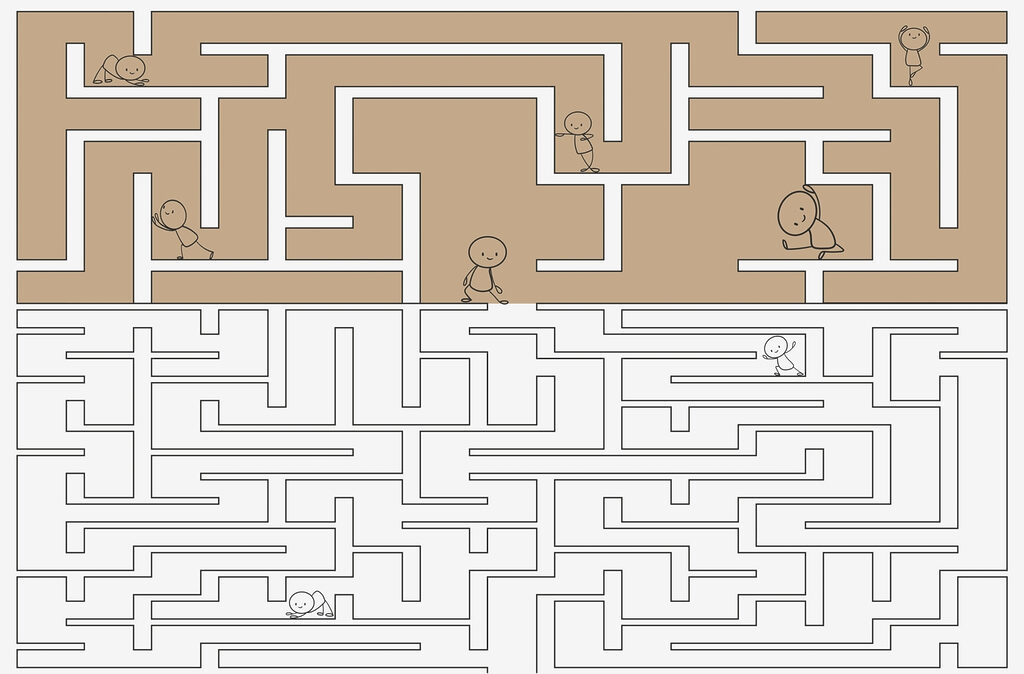 Jeu de labyrinthe avec des personnes marchant sur le mur Jeu de labyrinthe avec des personnes marchant sur le mur