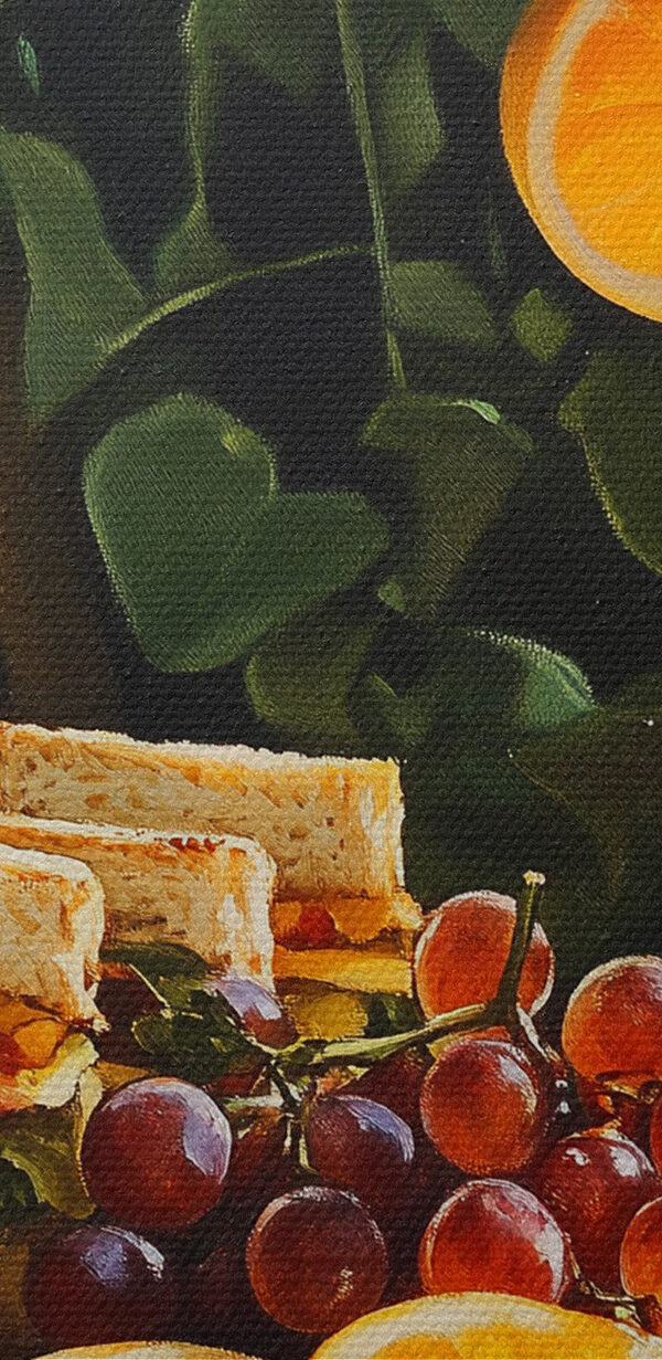 Assiette de sandwichs et de fruits sur une table Assiette de sandwichs et de fruits sur une table