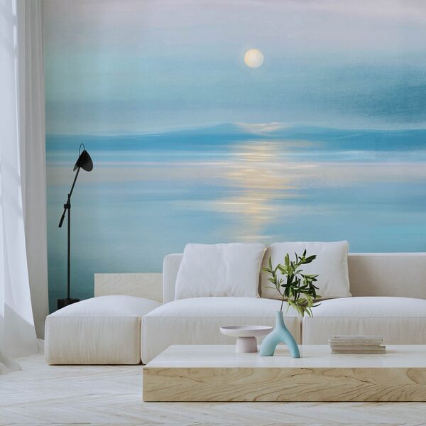 Lune au-dessus d'une étendue d'eau Lune au-dessus d'une étendue d'eau