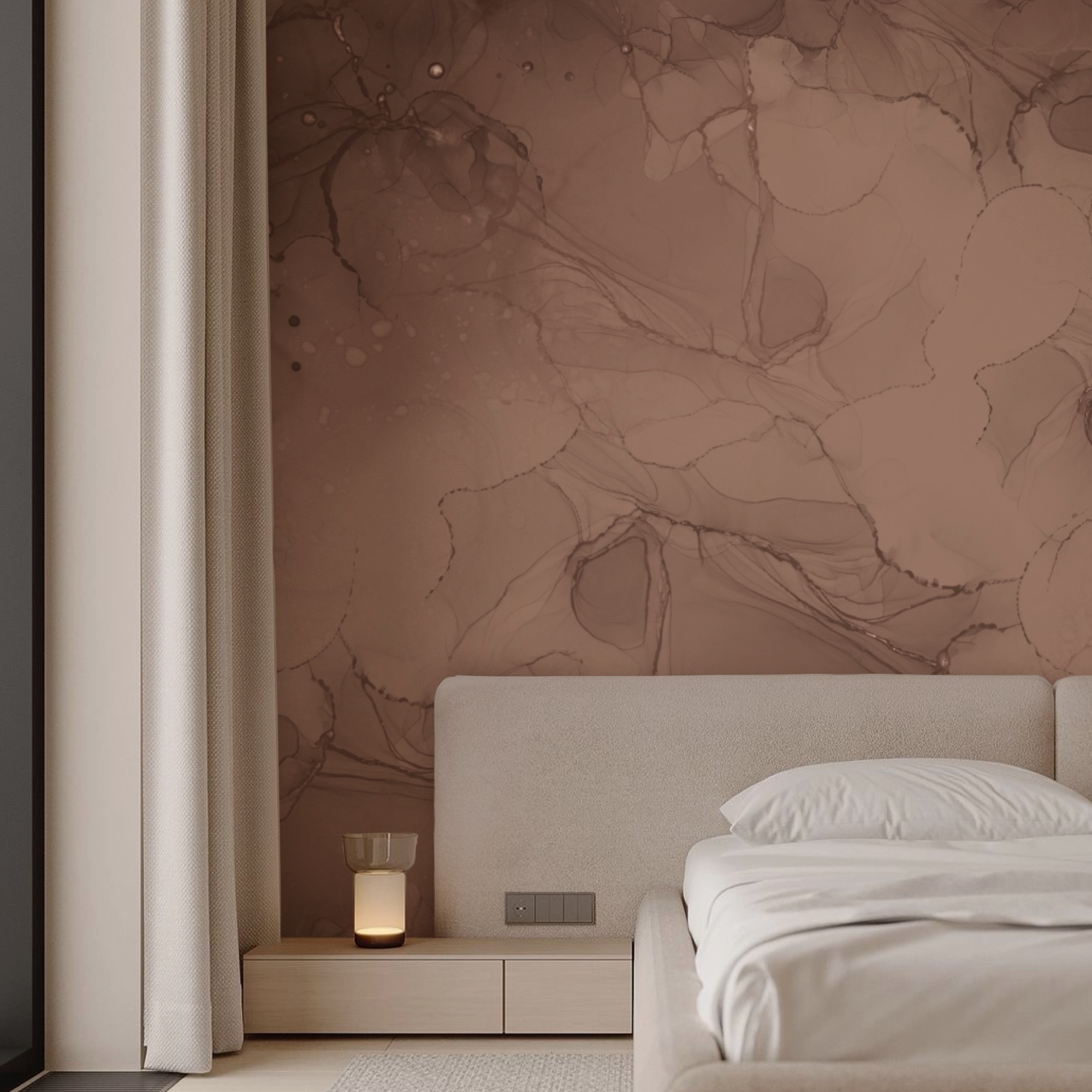 Des tons chauds et fluides dans des motifs abstraits