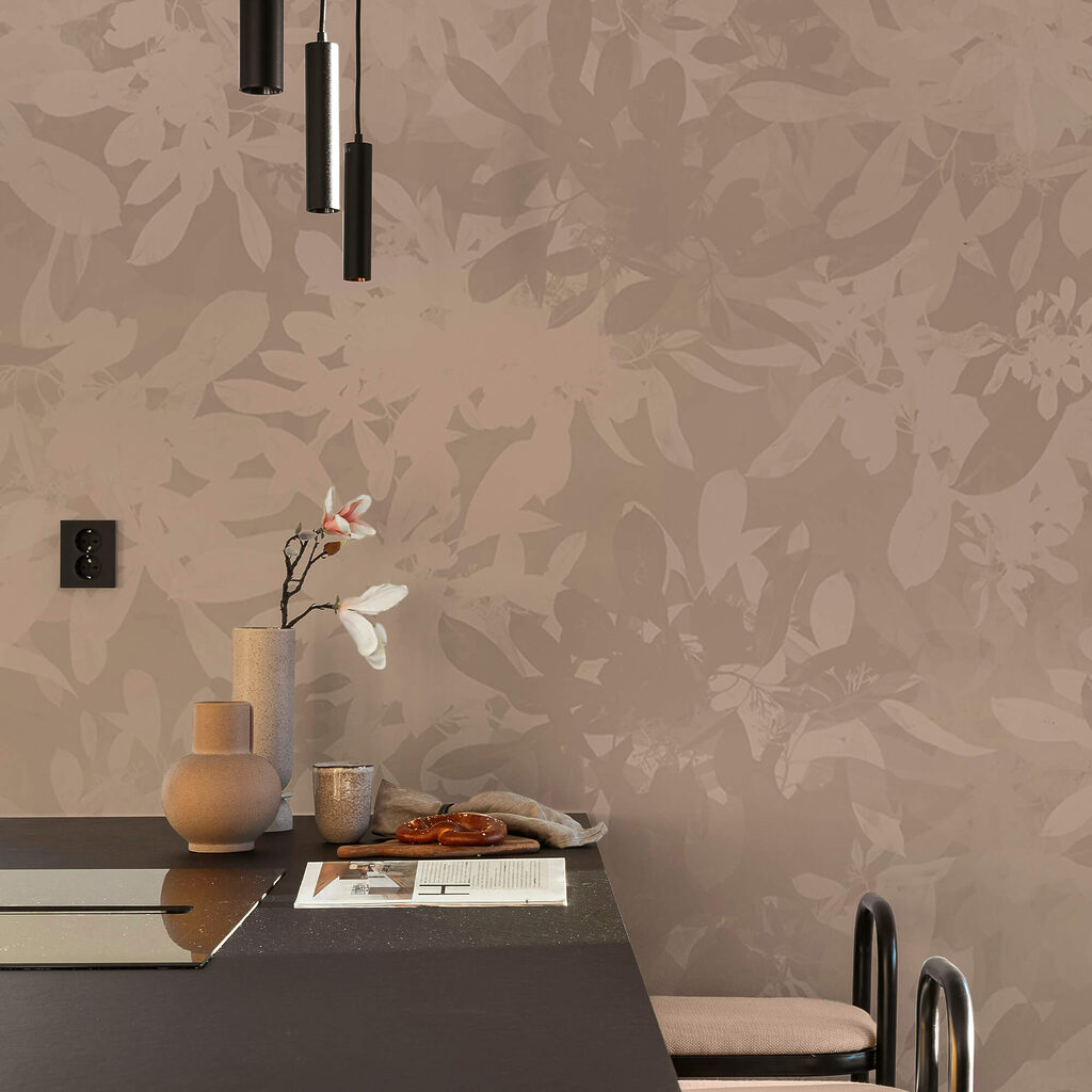 Motifs floraux doux dans des tons sourds Motifs floraux doux dans des tons sourds