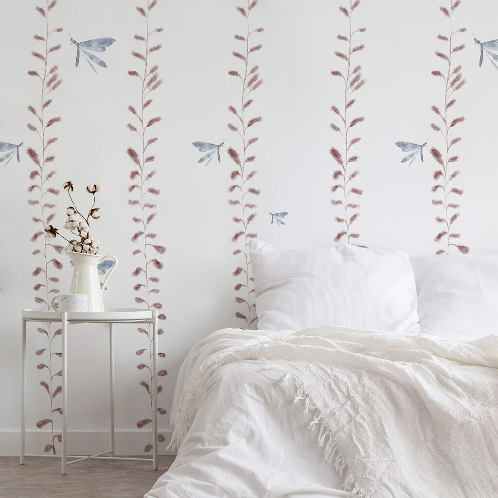 Papier peint avec des libellules et des feuilles