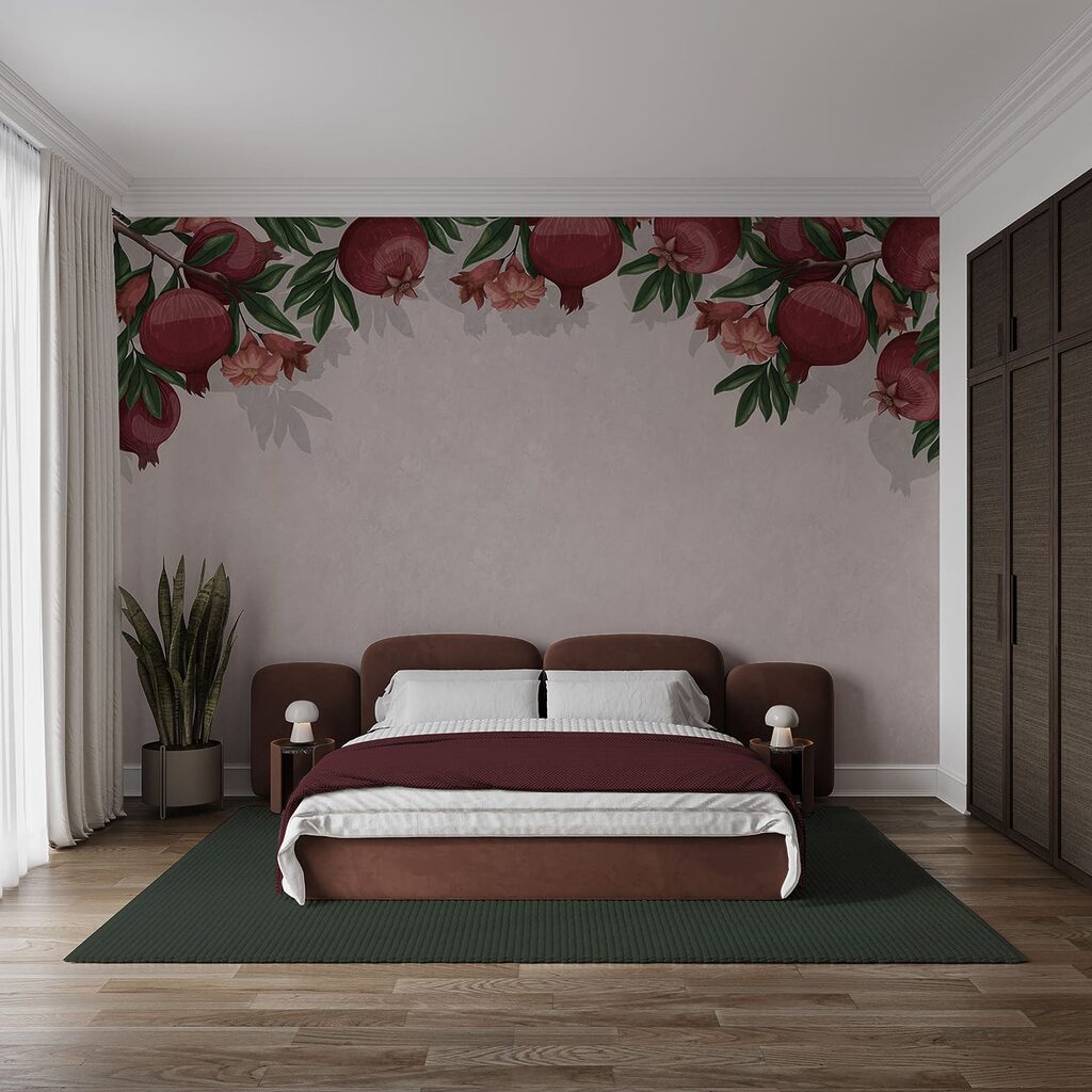 Papier peint orné d'un motif de fruits rouges et de fleurs Papier peint orné d'un motif de fruits rouges et de fleurs
