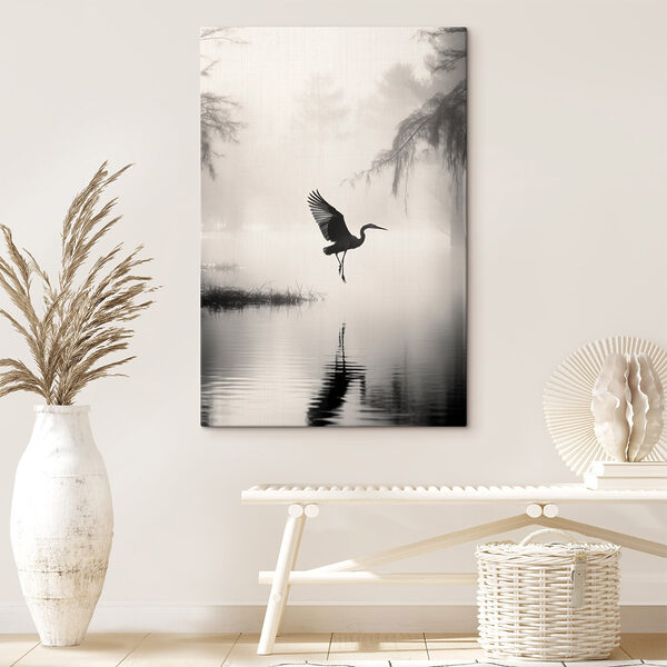 Tableaux Oiseau volant au-dessus de l'eau