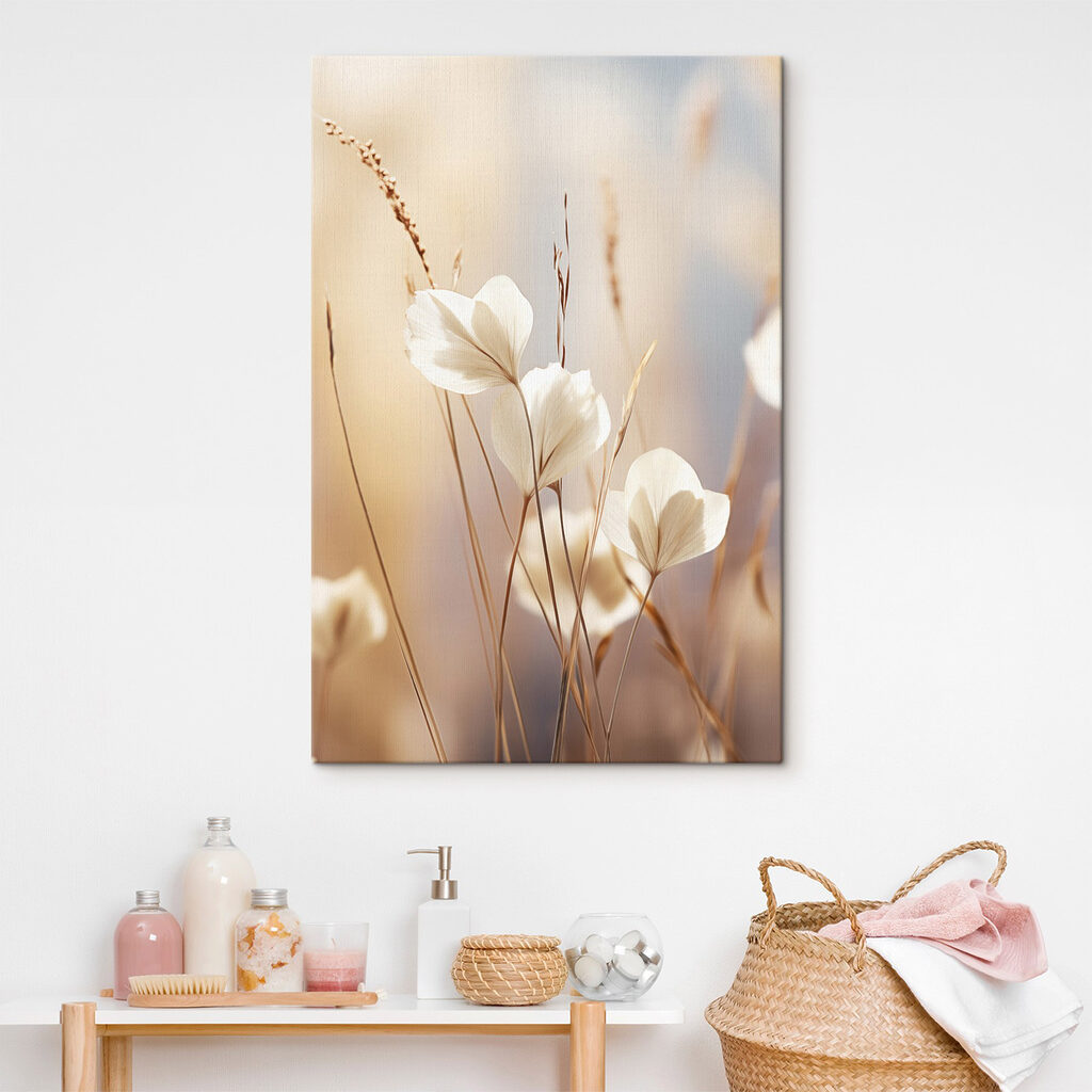 Des fleurs blanches sur une plante Des fleurs blanches sur une plante