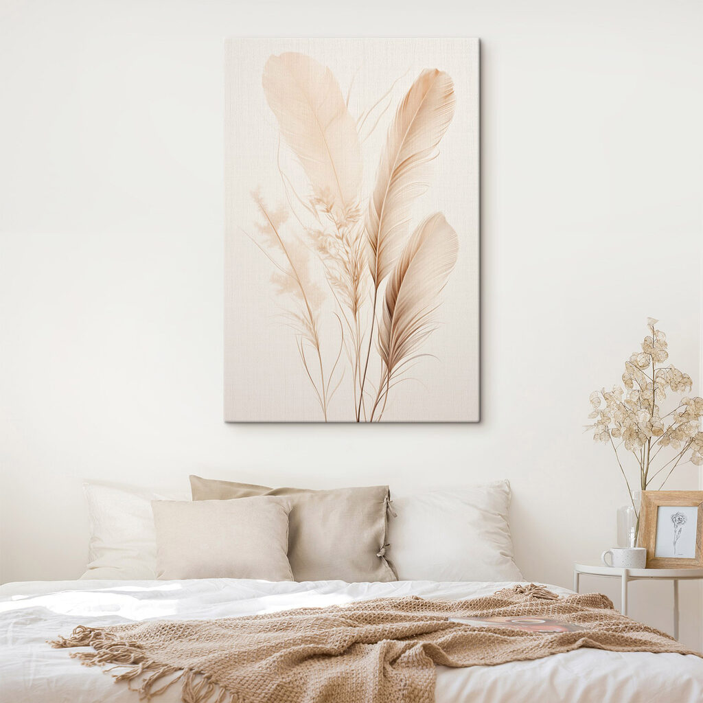 Delicate feathers in soft tones Delicate feathers in soft tones