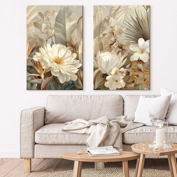 Delicate blooms in warm hues Delicate blooms in warm hues