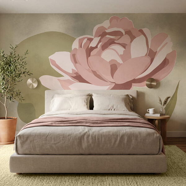 Fleur rose avec des feuilles vertes